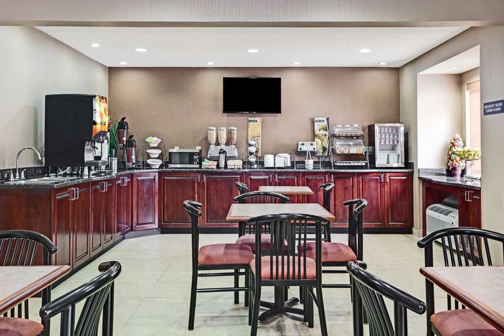 Microtel Inn & Suites By Wyndham Charleston Instalações foto